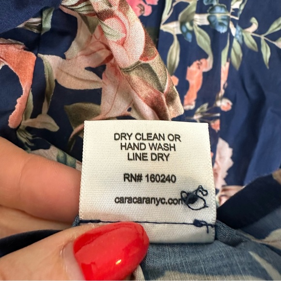 Cara Cara Win Floral Top Blouse - Picture 11 of 11